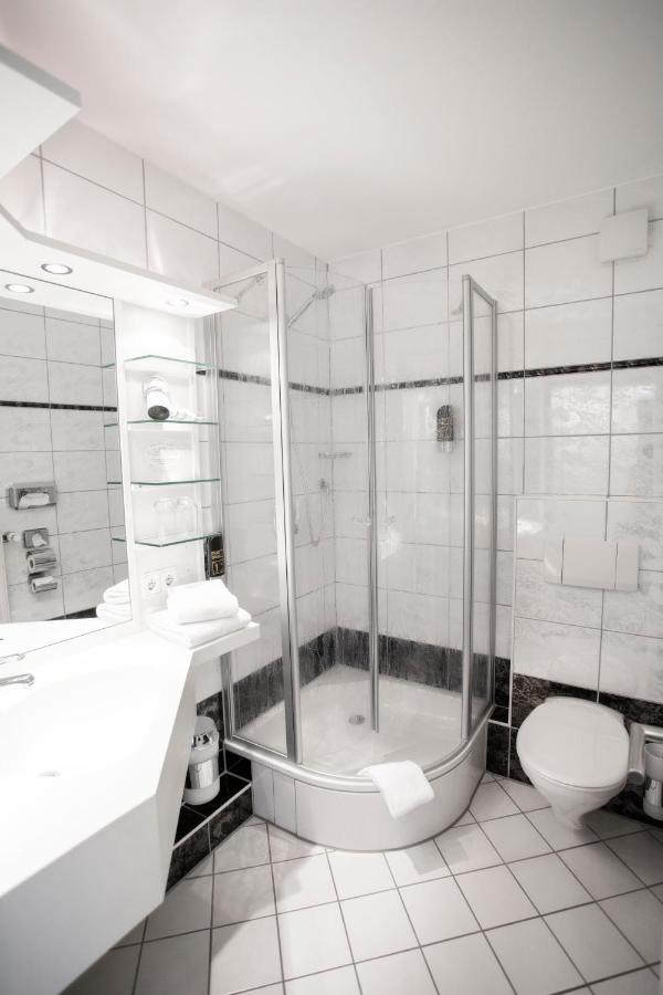 Hotel Zur Post Брілон Екстер'єр фото